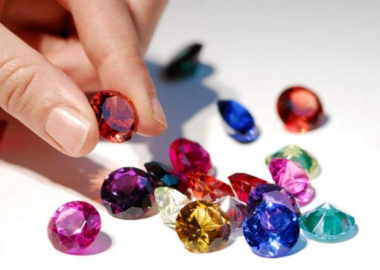 What to Know About a Ruby Value According to Best Astrologer in Delhi